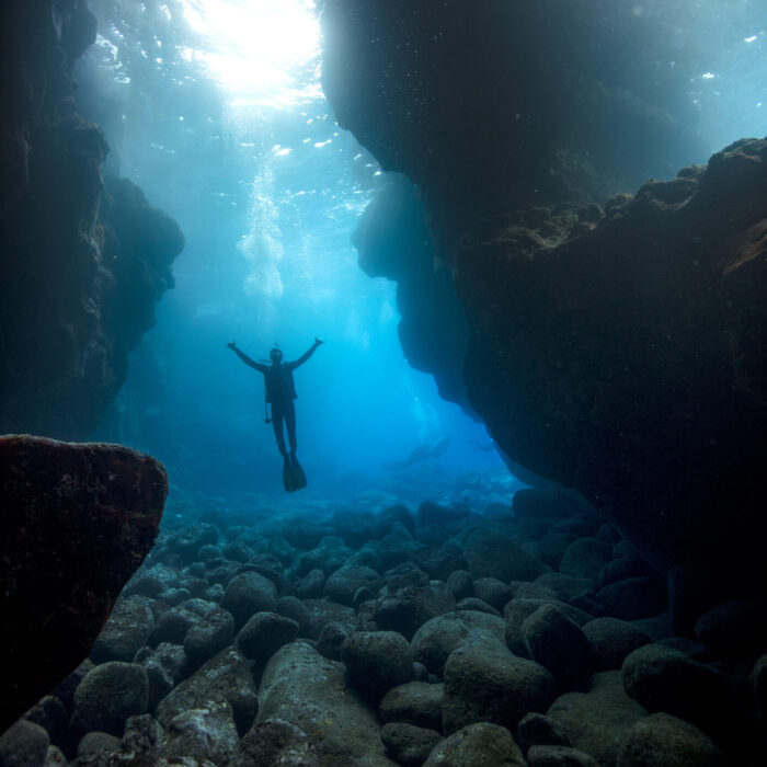 PADI-Hawaii-sisters-smaller